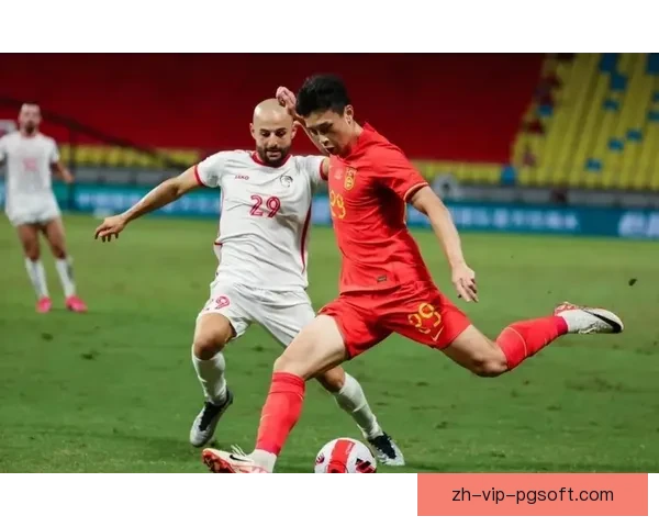 中国男足主场不敌日本队实力差距显著恐难突破18强赛瓶颈